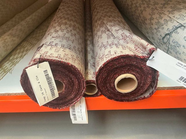 Diverse rollen bruut, smile en jump meubelstof en textiel (75x) - afbeelding 24 van  32
