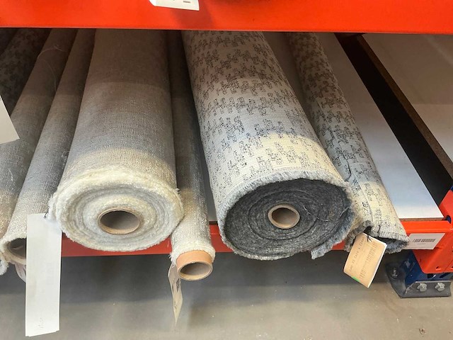 Diverse rollen bruut, smile en jump meubelstof en textiel (75x) - afbeelding 26 van  32