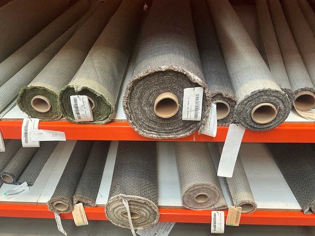 Diverse rollen forward, proud meubelstof / textiel (75x) - afbeelding 12 van  18