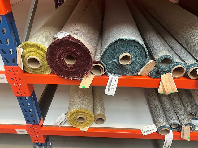 Diverse rollen forward, proud meubelstof / textiel (75x) - afbeelding 13 van  18