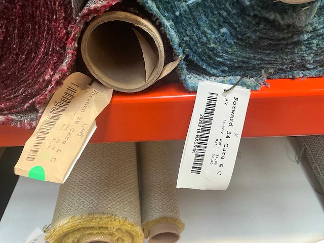 Diverse rollen forward, proud meubelstof / textiel (75x) - afbeelding 18 van  18