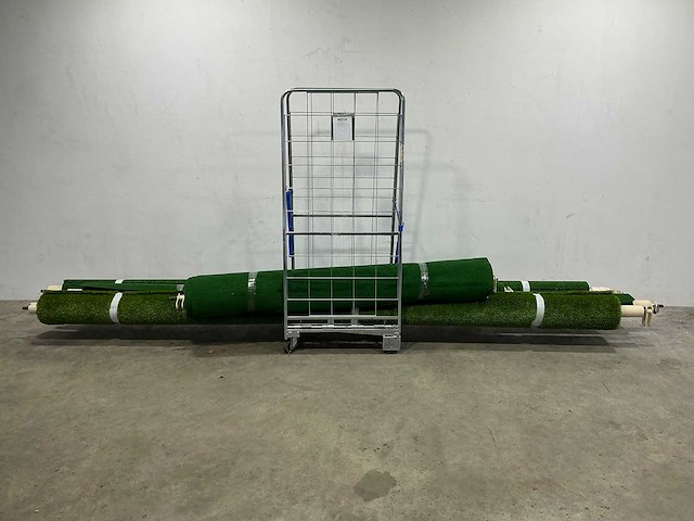 Diverse rollen kunstgras - afbeelding 1 van  5