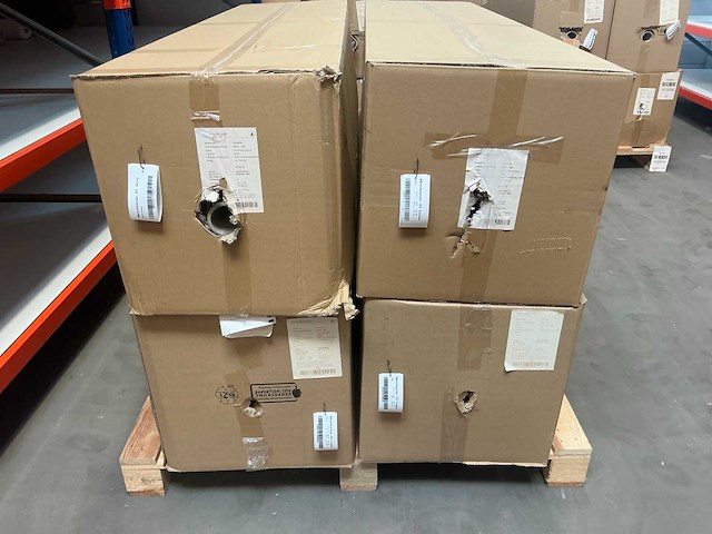 Diverse rollen meubelstof / textiel (18x) en 21 rollen kindermann meubelstof in doos - afbeelding 21 van  38