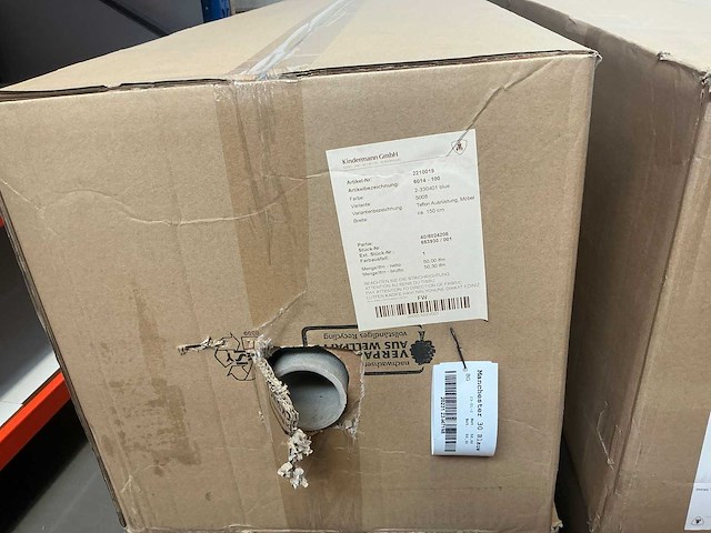 Diverse rollen meubelstof / textiel (18x) en 21 rollen kindermann meubelstof in doos - afbeelding 28 van  38