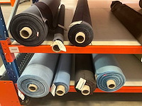 Diverse rollen meubelstof / textiel (18x) en 21 rollen kindermann meubelstof in doos - afbeelding 34 van  38