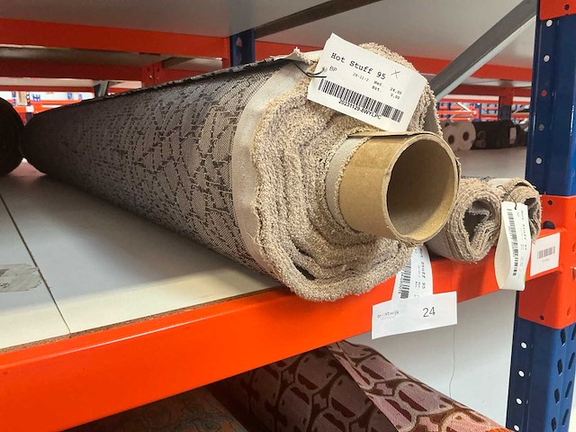Diverse rollen pleasure, passion meubelstof / textiel (60x) - afbeelding 13 van  43
