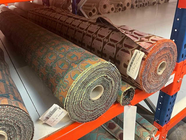 Diverse rollen pleasure, passion meubelstof / textiel (60x) - afbeelding 14 van  43