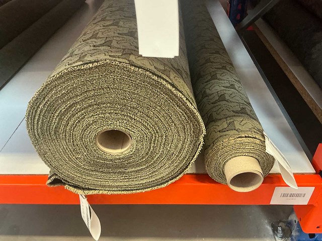 Diverse rollen pleasure, passion meubelstof / textiel (60x) - afbeelding 30 van  43