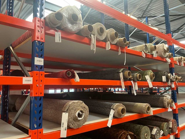 Diverse rollen pleasure, passion meubelstof / textiel (60x) - afbeelding 39 van  43