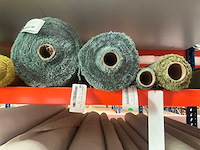 Diverse rollen poshy meubelstof / textiel (130x) - afbeelding 3 van  33