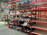 Diverse rollen poshy meubelstof / textiel (130x) - afbeelding 12 van  33