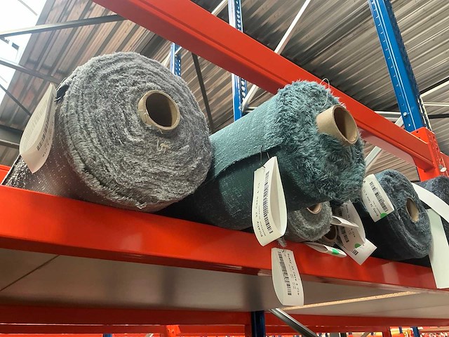 Diverse rollen poshy meubelstof / textiel (130x) - afbeelding 32 van  33