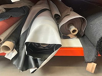 Diverse rollen sparkling meubelstof / textiel (60x) - afbeelding 8 van  19