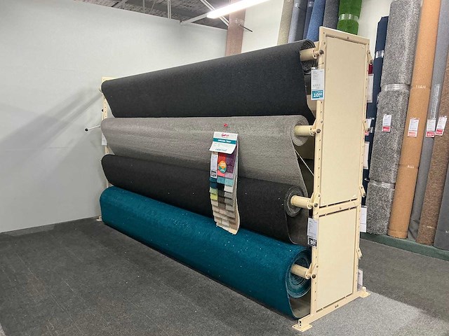 Diverse rollen tapijt - afbeelding 3 van  8