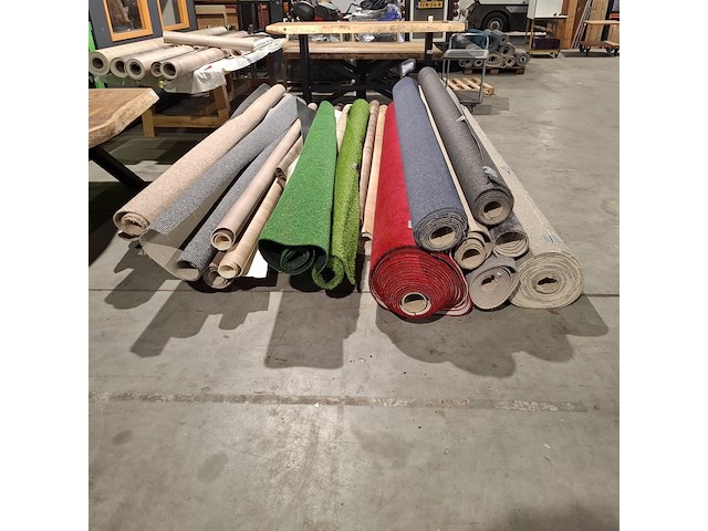 Diverse rollen vinyl / vloerbekleding - afbeelding 2 van  8