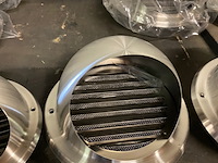Diverse rvs buitenrooster en ventilatieventielen - afbeelding 4 van  9