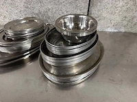 Diverse rvs plateaus (60x) - afbeelding 3 van  6