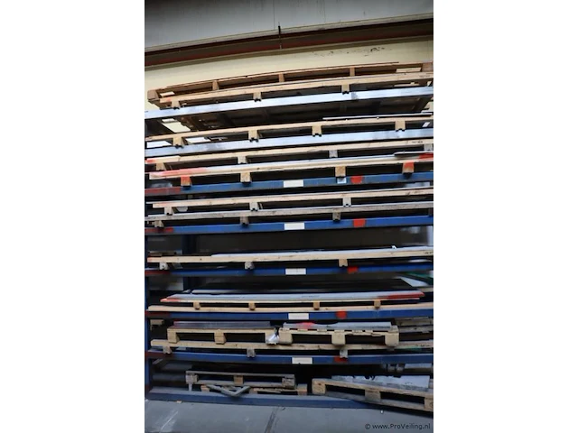 Diverse rvs platen - afbeelding 1 van  14