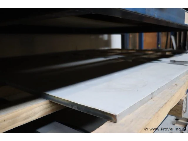 Diverse rvs platen - afbeelding 11 van  14