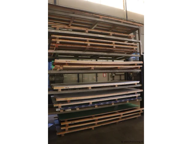 Diverse rvs platen - afbeelding 1 van  11