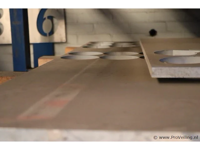 Diverse rvs platen - afbeelding 4 van  12