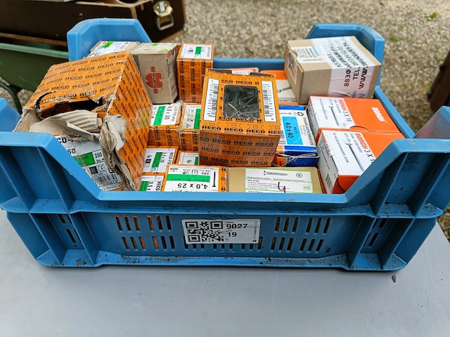Diverse rvs schroeven heko - afbeelding 1 van  2