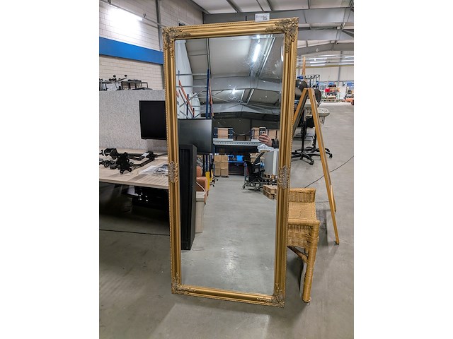 Diverse saloninrichting - afbeelding 3 van  10