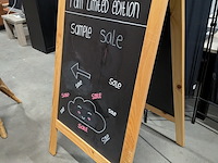 Diverse saloninrichting - afbeelding 9 van  10