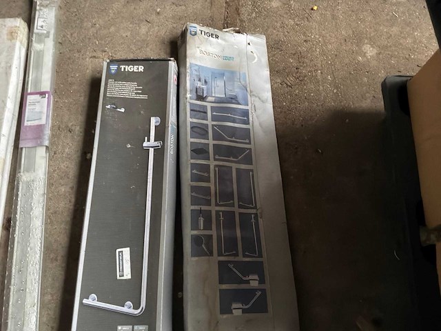 Diverse sanitair delen - afbeelding 3 van  4