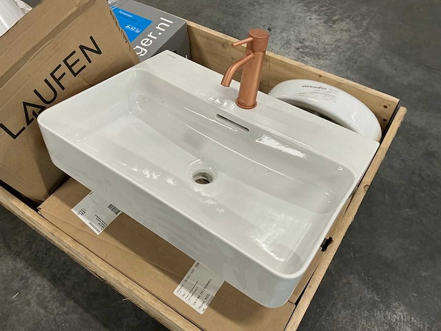 Diverse sanitair - afbeelding 6 van  8