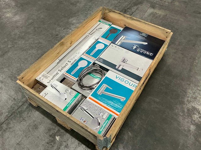 Diverse sanitair - afbeelding 1 van  8