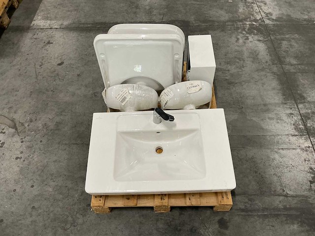 Diverse sanitair - afbeelding 2 van  8