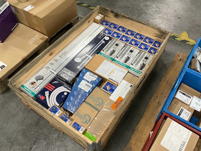 Diverse sanitair - afbeelding 4 van  9
