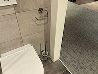 Diverse sanitairaccesoires - afbeelding 1 van  6