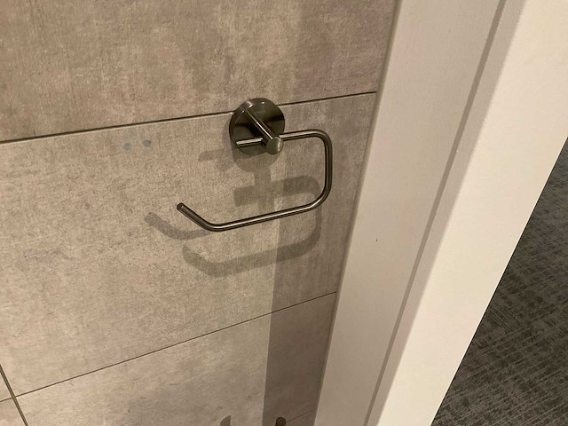 Diverse sanitairaccesoires - afbeelding 3 van  6