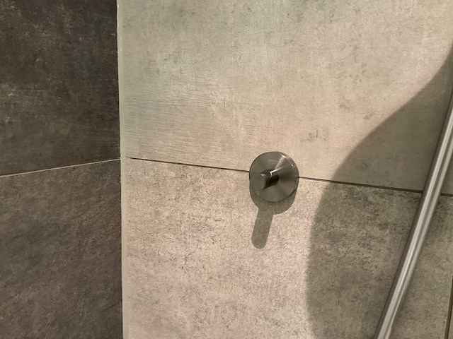 Diverse sanitairaccesoires - afbeelding 6 van  6