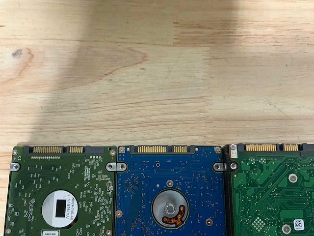 Diverse sata interne hdd 2,5” 500gb (175x) - afbeelding 4 van  5