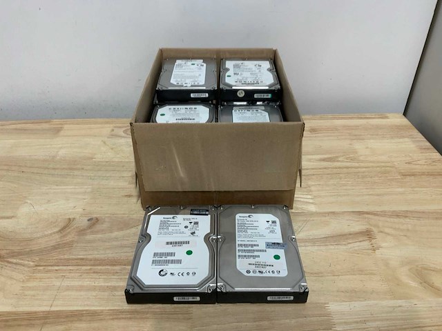 Diverse sata interne hdd 3,5” 750gb (20x) - afbeelding 1 van  4