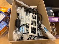 Diverse schakelaars en lampen - afbeelding 3 van  5