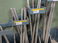 Diverse scharnierassen - afbeelding 8 van  12