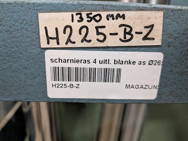 Diverse scharnierassen - afbeelding 12 van  12