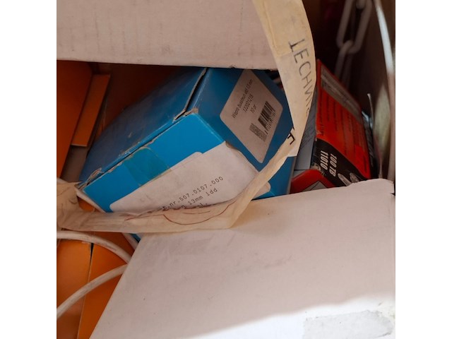 Diverse scheepsbenodigdheden - afbeelding 6 van  17