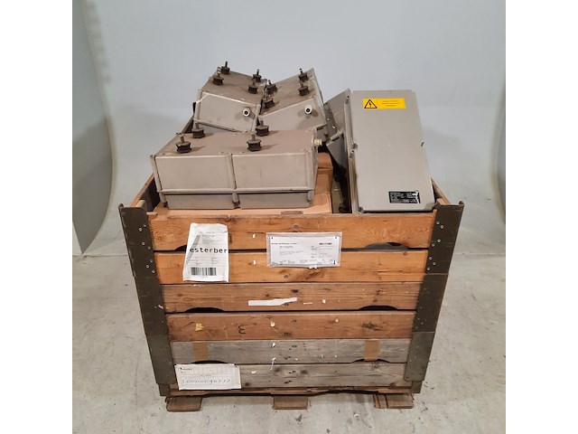 Diverse scheidingstrafo's, de drie electronics, 018 - afbeelding 1 van  5