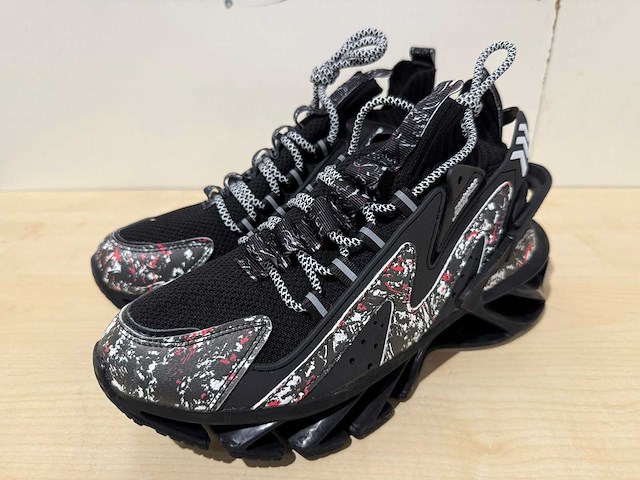 Diverse schoenen (46x) - afbeelding 2 van  6