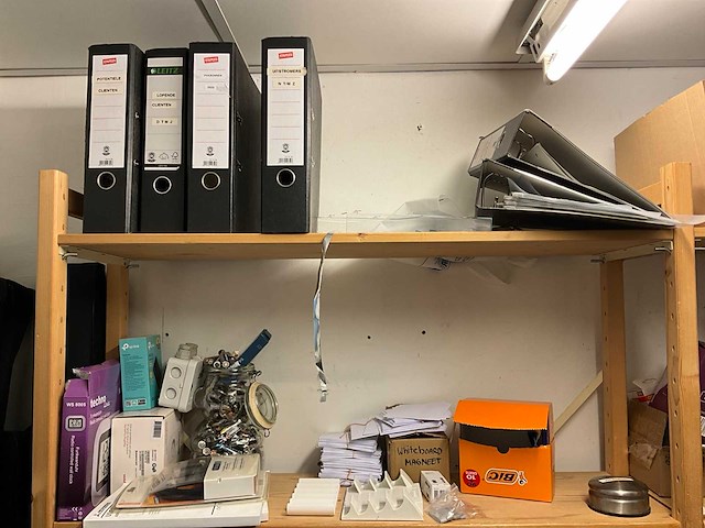 Diverse schoonmaak -en kantoorartikelen - afbeelding 2 van  14