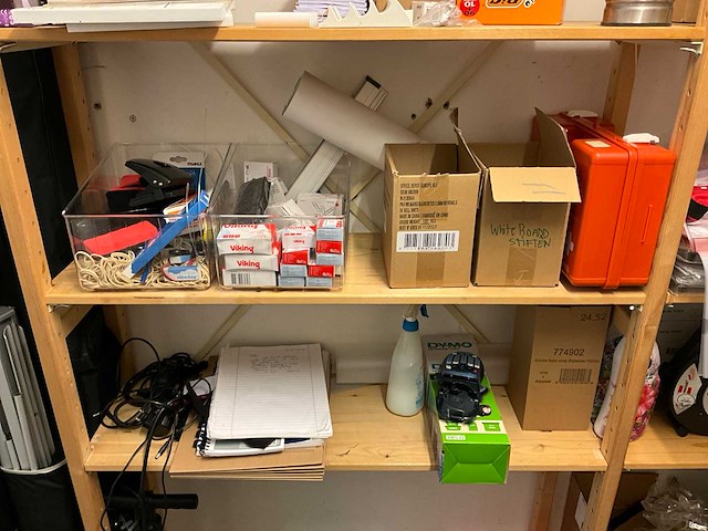 Diverse schoonmaak -en kantoorartikelen - afbeelding 3 van  14