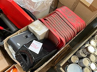 Diverse schoonmaak artikelen - afbeelding 1 van  1