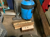 Diverse schoonmaakartikelen - afbeelding 3 van  5