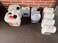 Diverse schoonmaakmiddelen voor professionele afwasmachine, huchem, 2025 - afbeelding 1 van  8