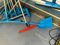 Diverse schoonmaakmiddelen - afbeelding 3 van  6